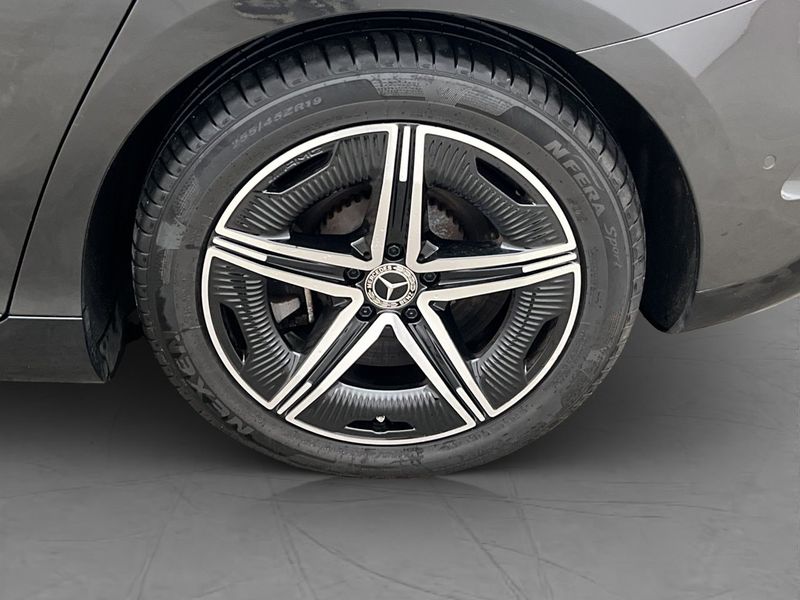 Mercedes EQE300 bild 38