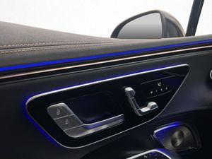 Mercedes EQE300 bild 13