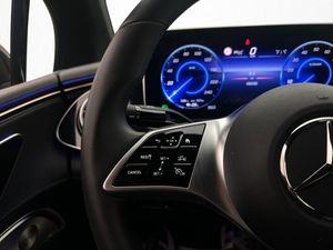 Mercedes EQE300 bild 18
