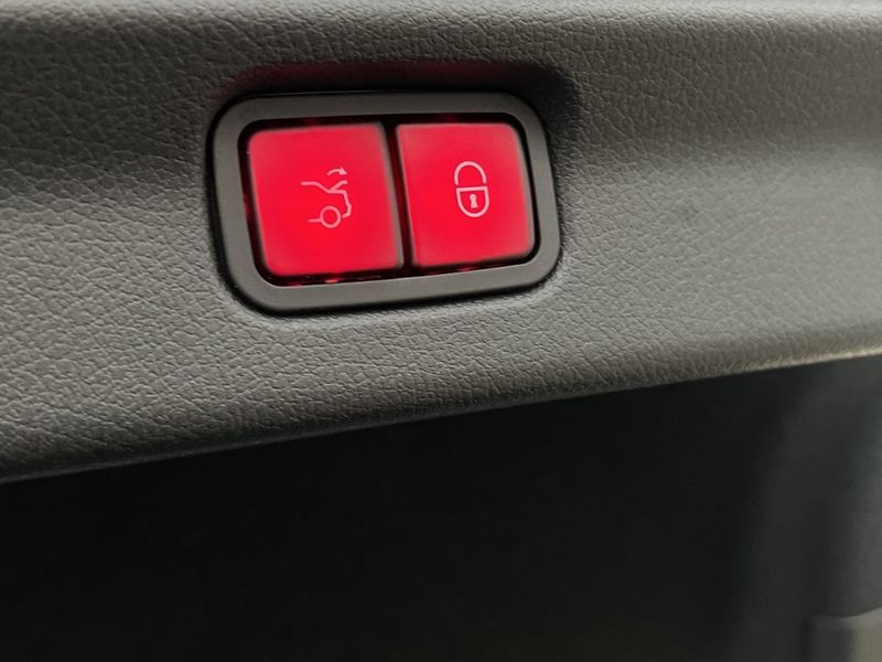 Mercedes EQE300 bild 33