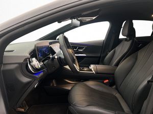 Mercedes EQE300 bild 14