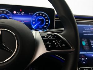 Mercedes EQE300 bild 19