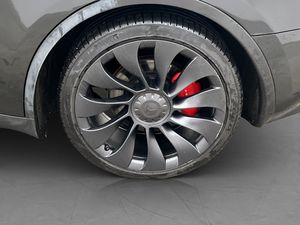 Tesla Model Y bild 34