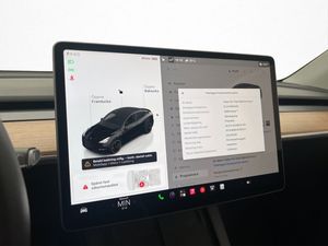 Tesla Model Y bild 22