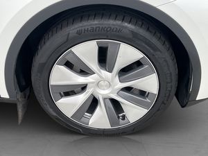 Tesla Model Y bild 34