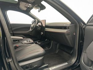 Ford Mustang Mach-E bild 26