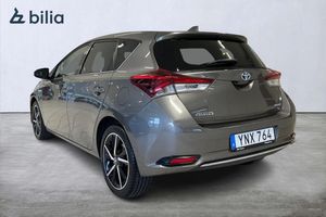 Toyota Auris bild 2