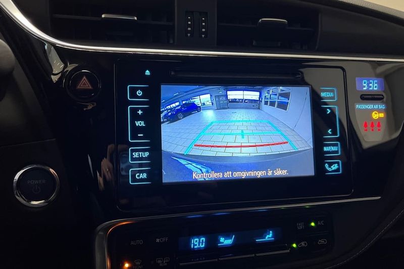 Toyota Auris bild 13