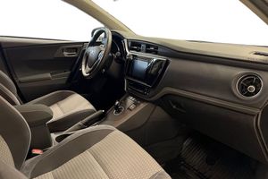 Toyota Auris bild 6