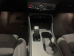 Volvo EX40 bild 13