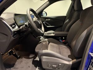 BMW iX1 bild 10