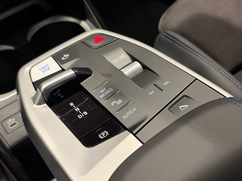BMW iX1 bild 17