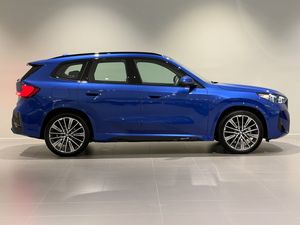 BMW iX1 bild 3