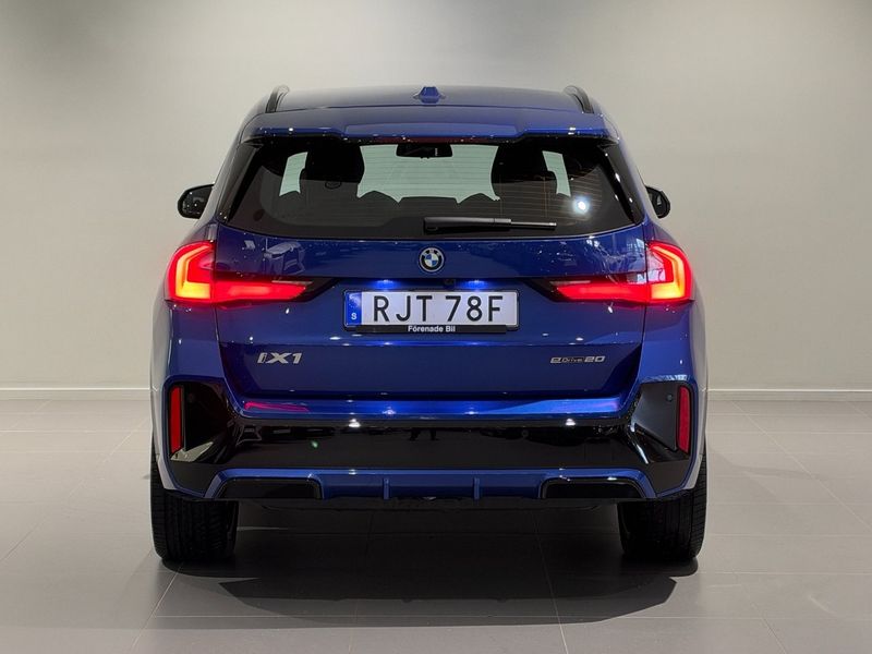 BMW iX1 bild 4