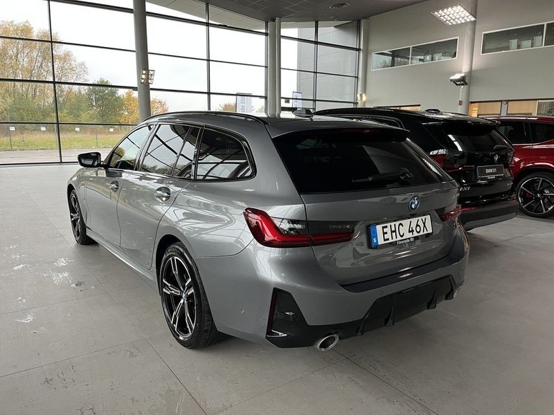 BMW 330 bild 13