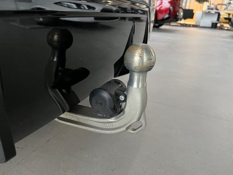 BMW 330 bild 14