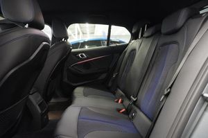 BMW 118 bild 6