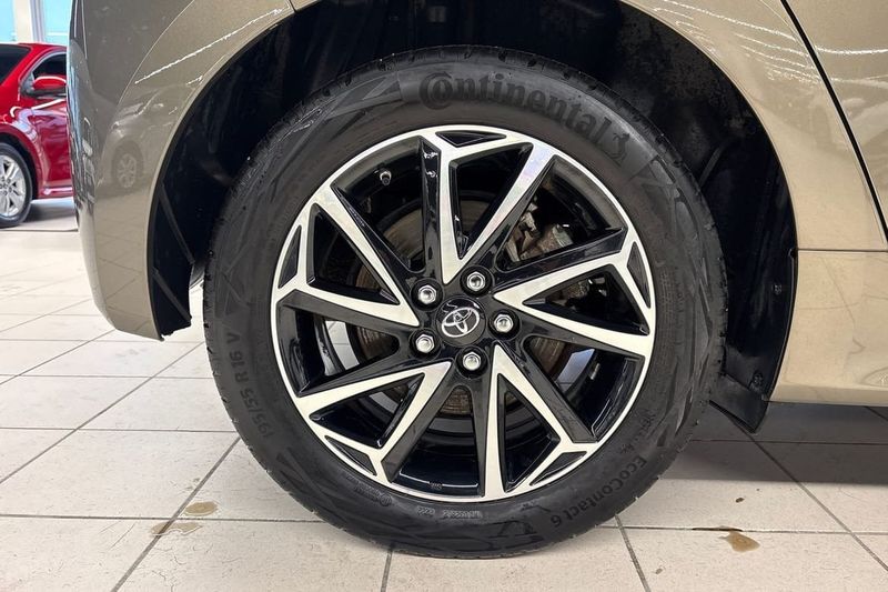 Toyota Yaris bild 17