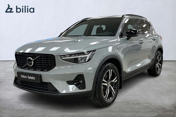 Volvo XC40 B3 FWD Bensin Plus Dark - 2025