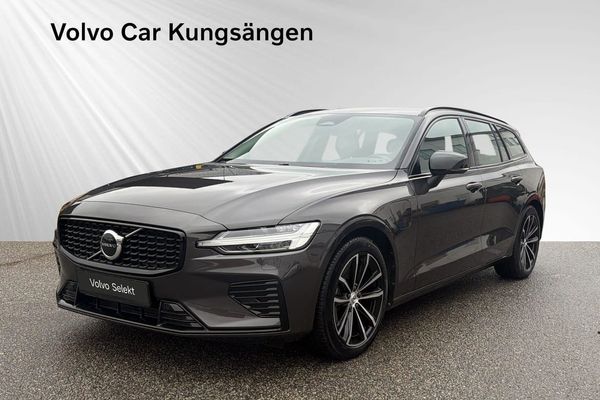 Volvo V60 T6 Plus Dark Edition - 2025