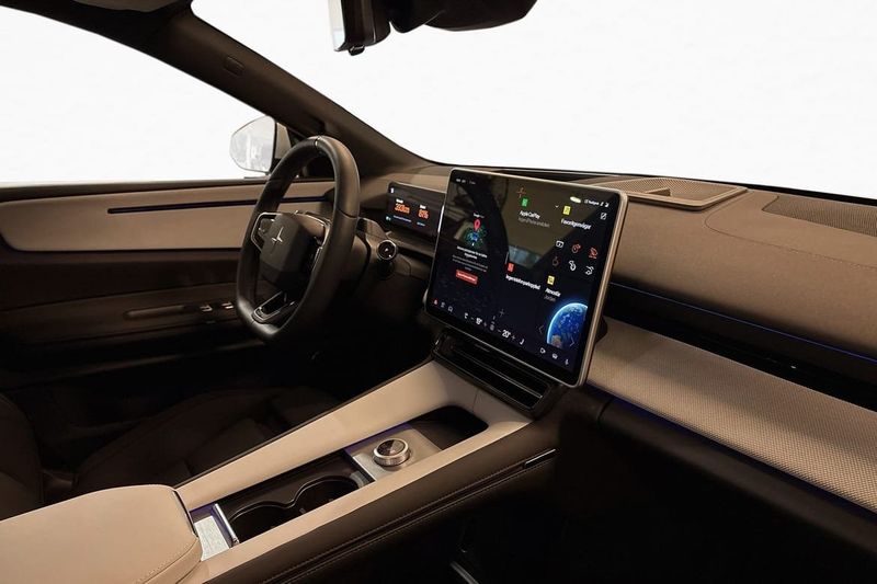 Polestar 4 bild 14