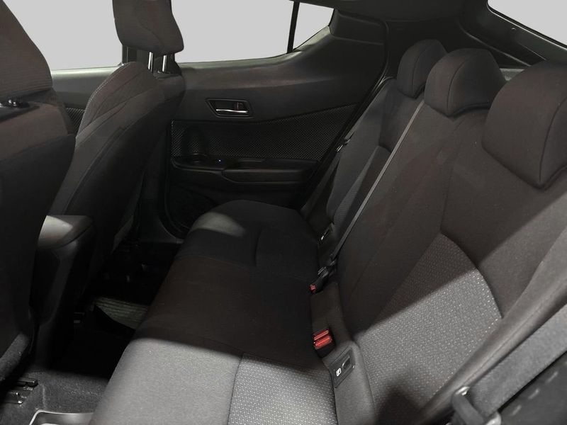 Toyota C-HR bild 11