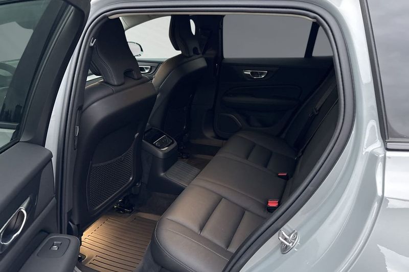 Volvo V60 bild 8