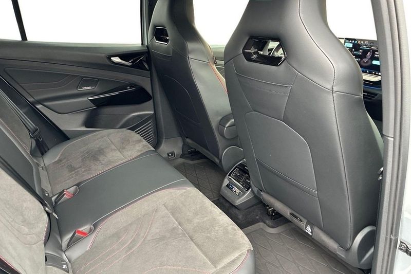 Volkswagen ID.4 bild 7
