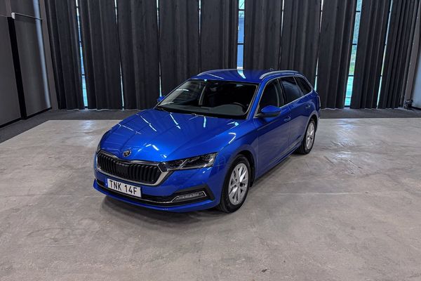 Skoda Octavia Kombi 1.5 TSI e-TEC 150HK |Värmare|Kamera - 2024