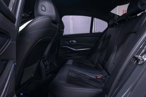 BMW 320 bild 13