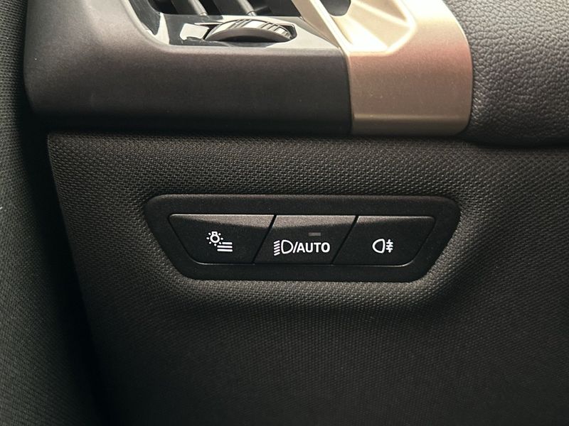 BMW iX bild 32
