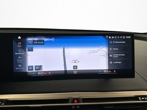 BMW iX bild 22
