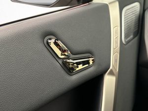 BMW iX bild 30