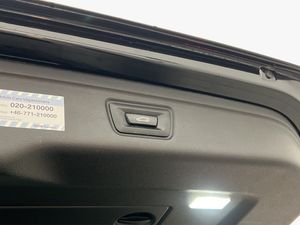 BMW 320 bild 28