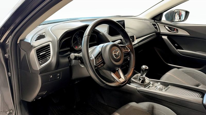 Mazda 3 bild 15