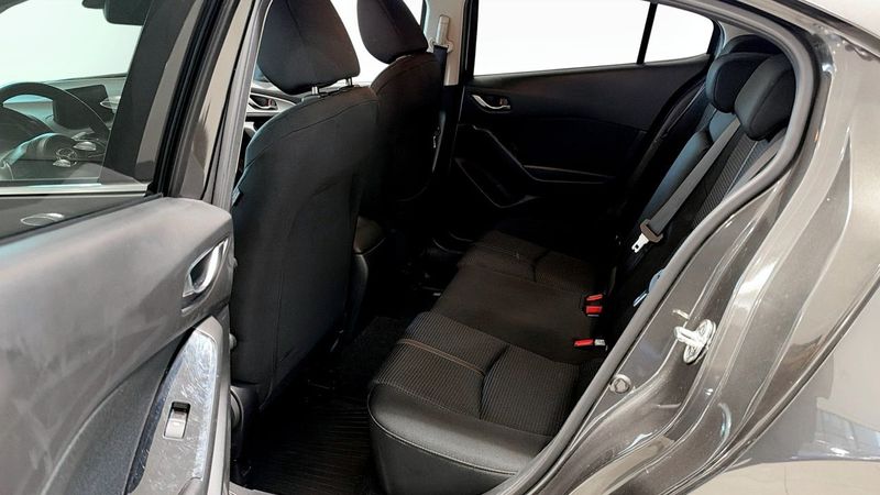 Mazda 3 bild 11