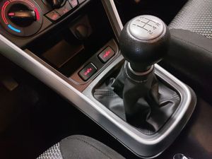 Suzuki S-CROSS bild 14