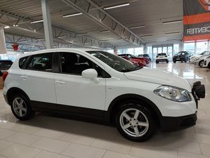 Suzuki S-CROSS bild 4