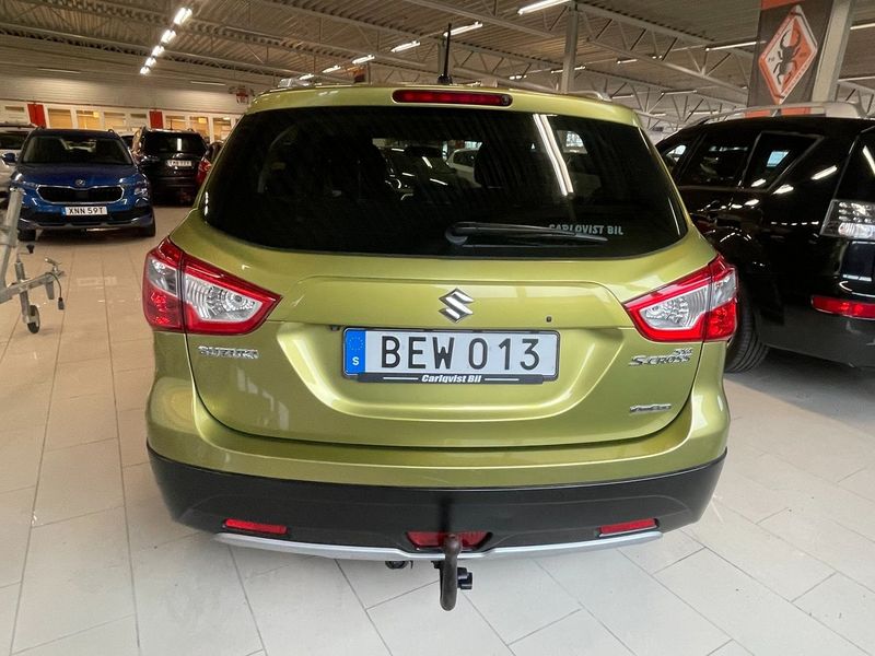 Suzuki S-CROSS bild 5