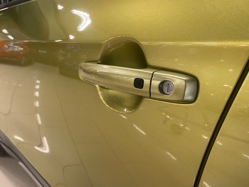 Suzuki S-CROSS bild 10