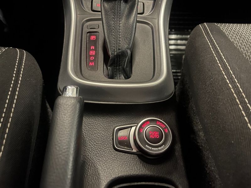 Suzuki S-CROSS bild 23