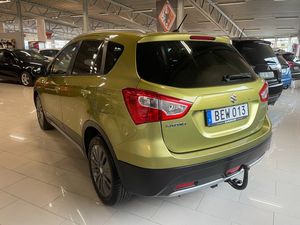Suzuki S-CROSS bild 7