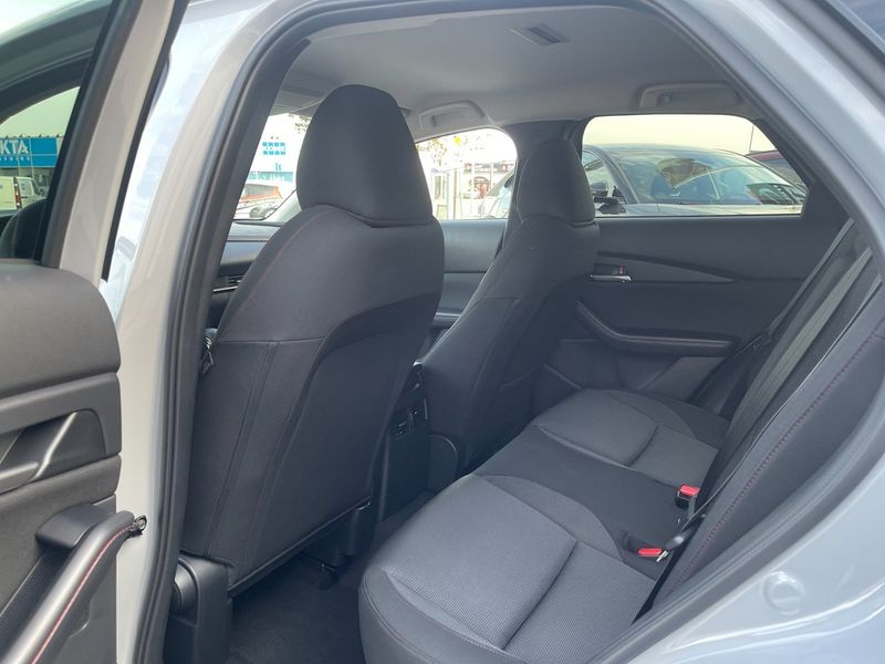 Mazda CX-30 bild 9