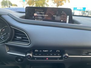 Mazda CX-30 bild 14
