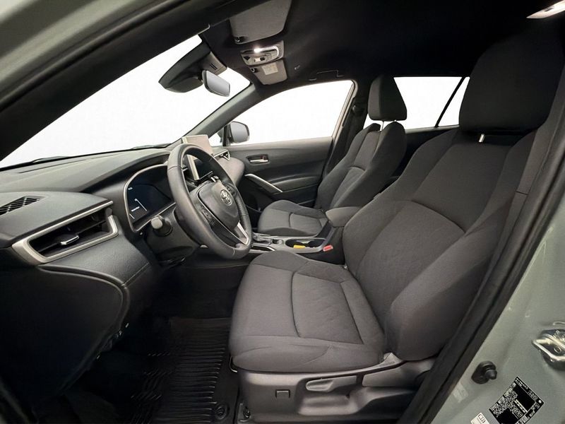 Toyota Corolla Cross bild 12