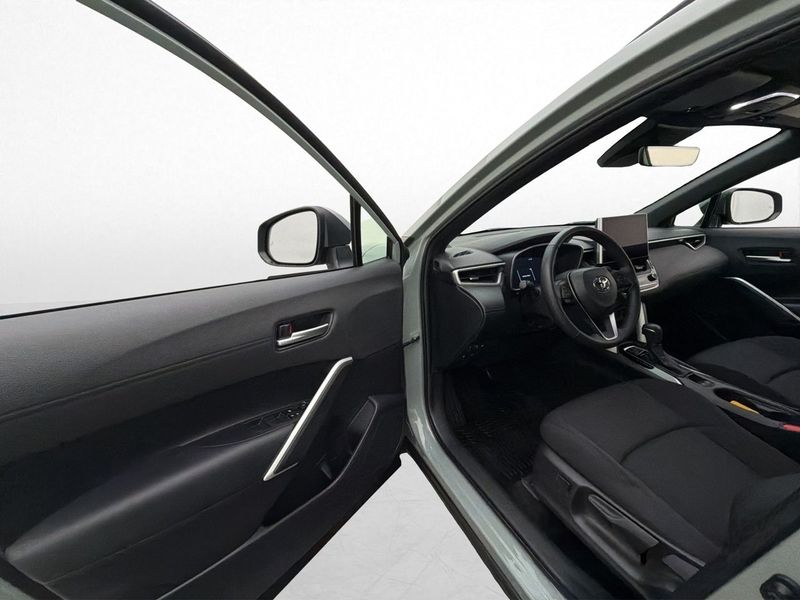 Toyota Corolla Cross bild 11