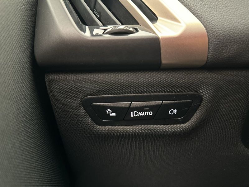 BMW iX bild 29