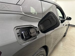 BMW iX bild 17