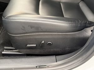 Tesla Model 3 bild 15