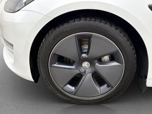 Tesla Model 3 bild 29